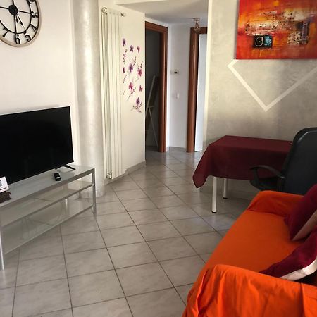 卡西纳佩齐Casa Cassina公寓 外观 照片